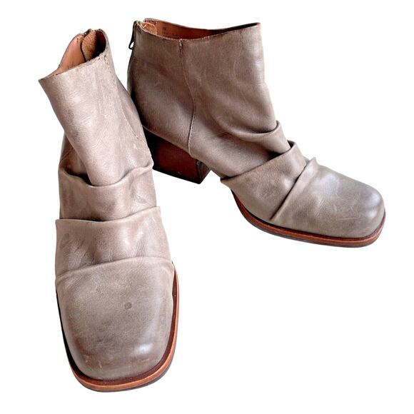 Kork Ease Kissel US 8M Leather Ankle Boots Taupe Block Heel Bootie Back Zipper - Picture 11 of 15